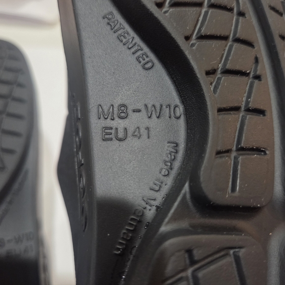 OOFOS OOCLOOG RECOVERY CLOG SIZE: MEN 8 WOMEN 10 BLACK - Picture 9 of 15